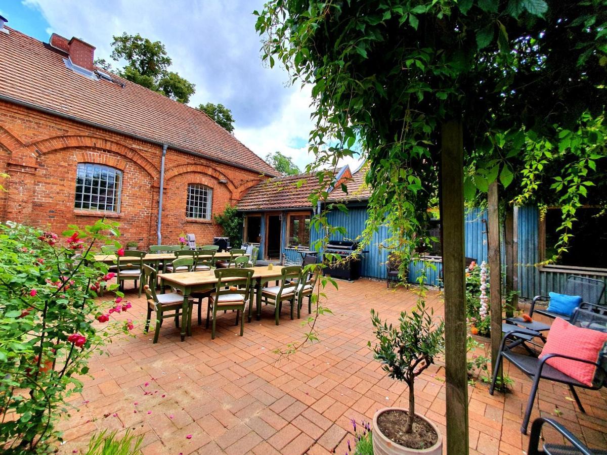 Schmiede1860 Bed and Breakfast Gross Dratow Buitenkant foto